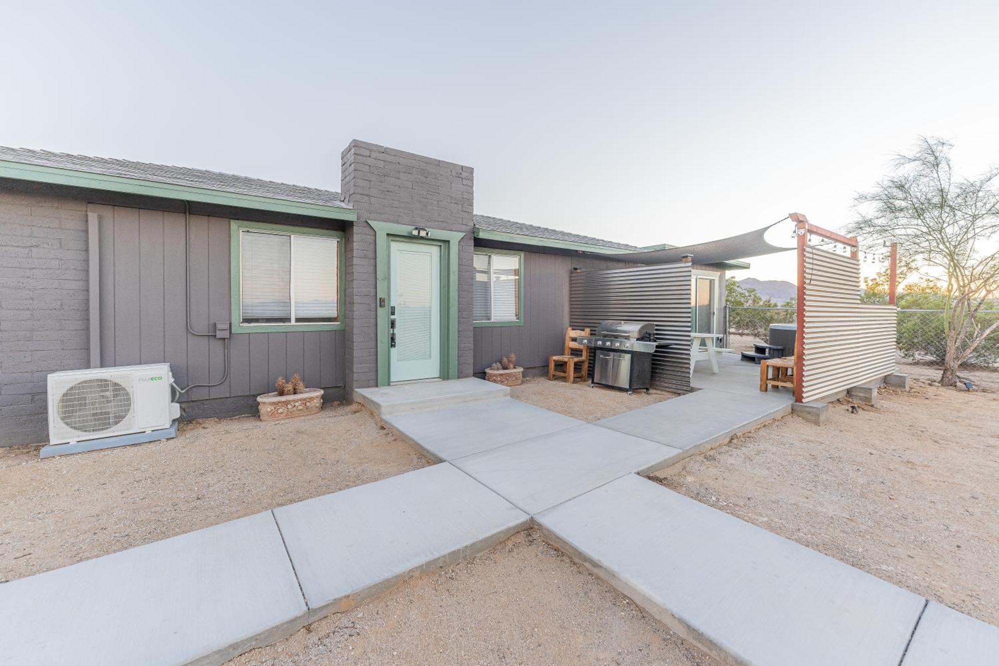 New Property! The Cactus Villas At Joshua Tree National Park - Pool, Hot Tub, Outdoor Shower, Fire Pit Туентінайн-Палмс Екстер'єр фото